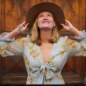 Meet your Posher, Pamela